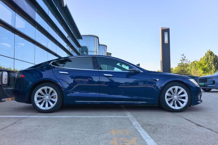 Used Tesla Model S 2017 S 75D Standard Range Edition Exterior 2