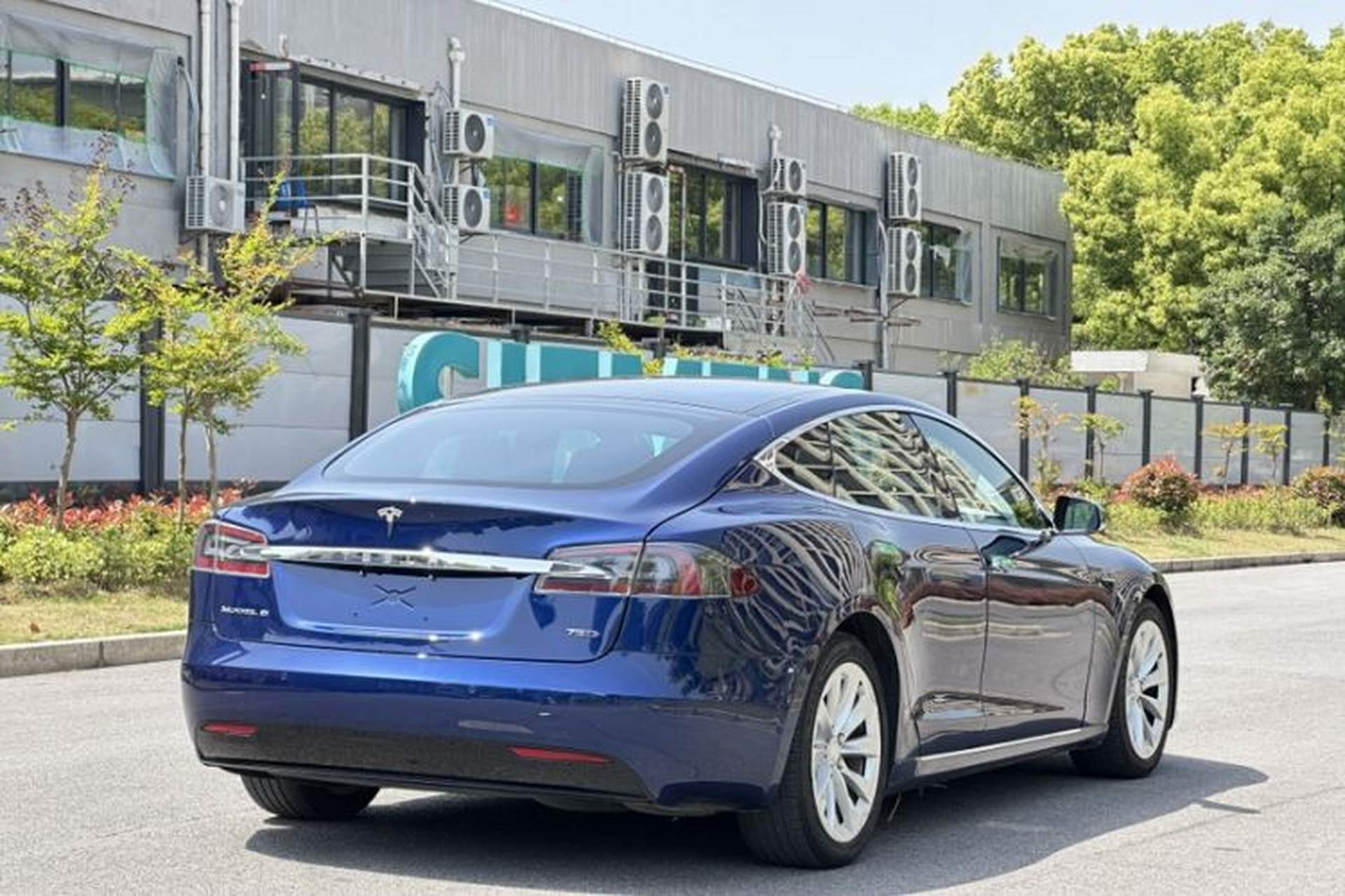 Used Tesla Model S 2017 S 75D Standard Range Edition Exterior 2