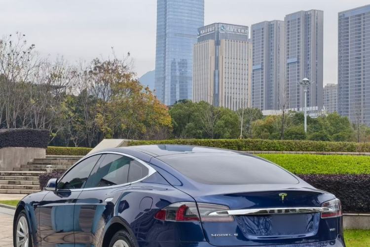 Used Tesla Model S 2017 S 75D Standard Range Edition Exterior 2