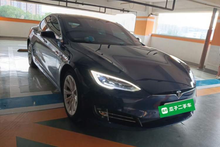Used Tesla Model S 2017 S 75D Standard Range Edition Front Right 45 Deg