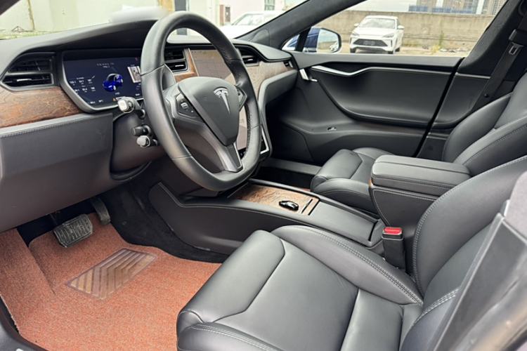 Used Tesla Model S 2017 S 75D Standard Range Edition Interior 2