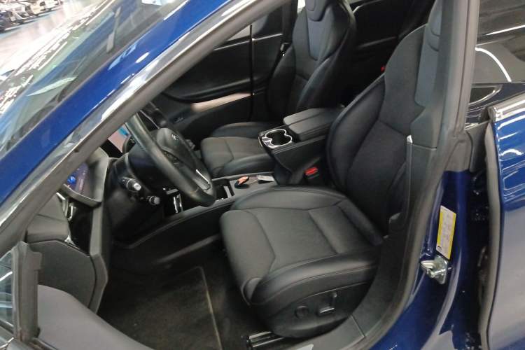 Used Tesla Model S 2017 S 75D Standard Range Edition Left Front Seat