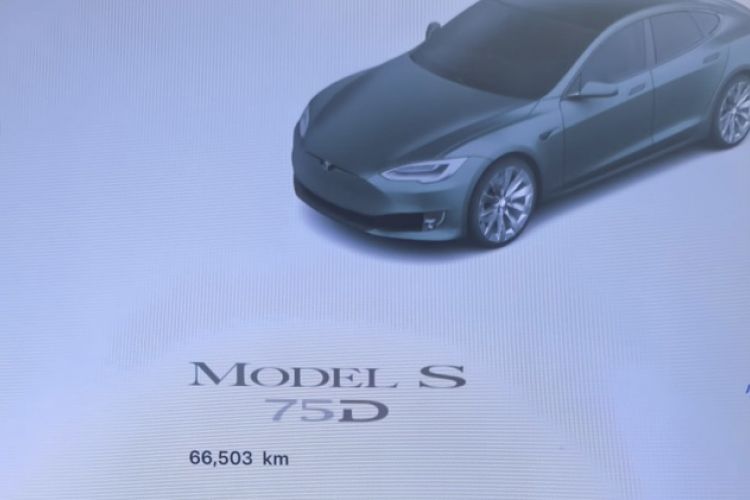 Used Tesla Model S 2017 S 75D Standard Range Edition Odometer Close Up