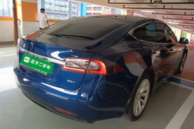 Used Tesla Model S 2017 S 75D Standard Range Edition Rear Right 45 Deg