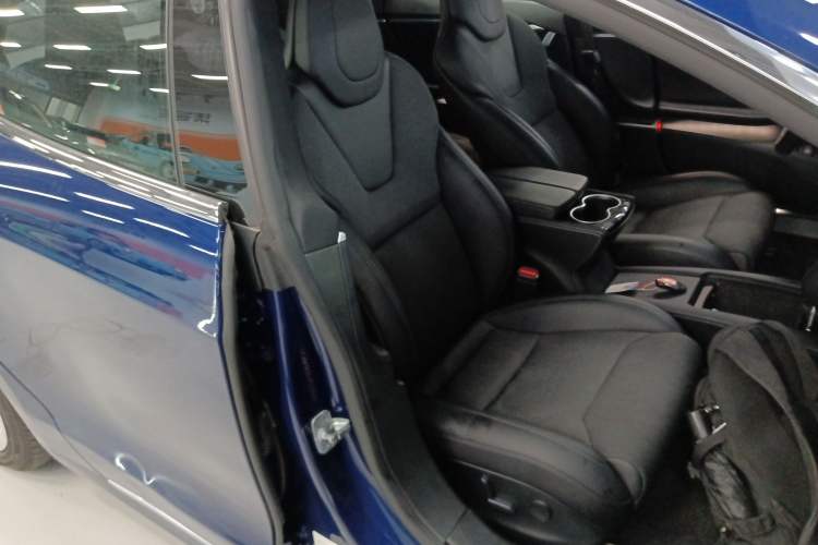 Used Tesla Model S 2017 S 75D Standard Range Edition Right Front Seat
