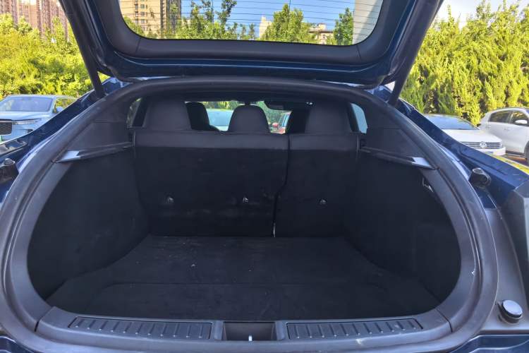 Used Tesla Model S 2017 S 75D Standard Range Edition Trunk