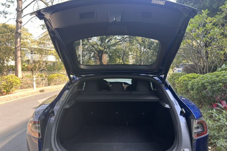 Used Tesla Model S 2017 S 75D Standard Range Edition Trunk