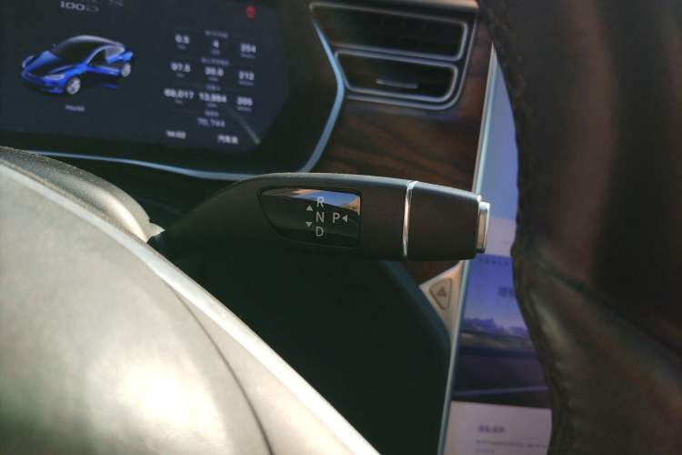 Used Tesla Model S 2017 S 100D Vehicle Key