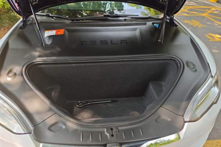 Used Tesla Model S 2017 S 75D Standard Range Edition Engine Bay