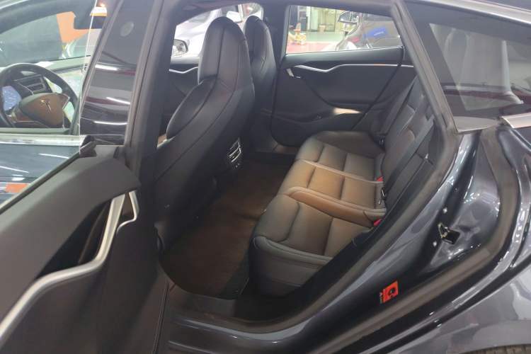 Used Tesla Model S 2017 S 75D Standard Range Edition Left Rear Seat
