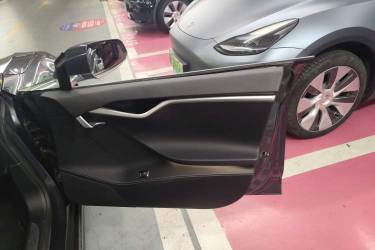 Used Tesla Model S 2017 S 75D Standard Range Edition Right Front Door Interior