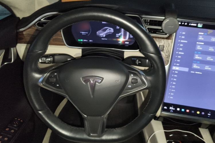Used Tesla Model S 2017 S 100D Long Range Edition Steering Wheel