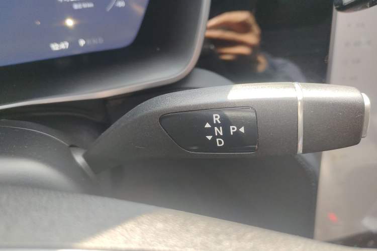 Used Tesla Model S 2017 S 75D Standard Range Edition Gear Lever