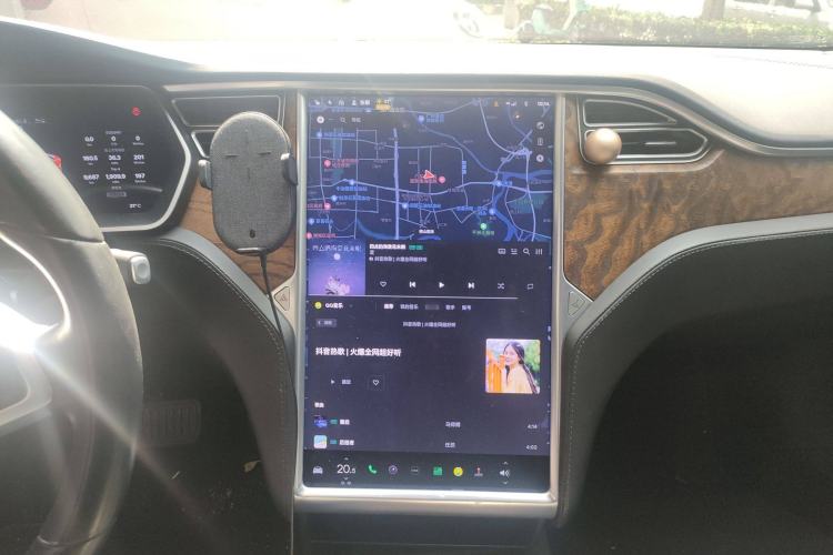 Used Tesla Model S 2017 S 75 Audio And AC Panel
