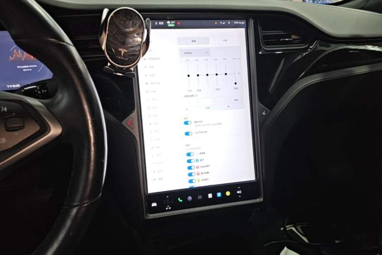 Used Tesla Model S 2017 S 75D Standard Range Edition Audio And AC Panel
