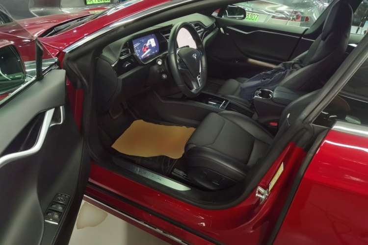 Used Tesla Model S 2017 S 75D Standard Range Edition Driver Seat