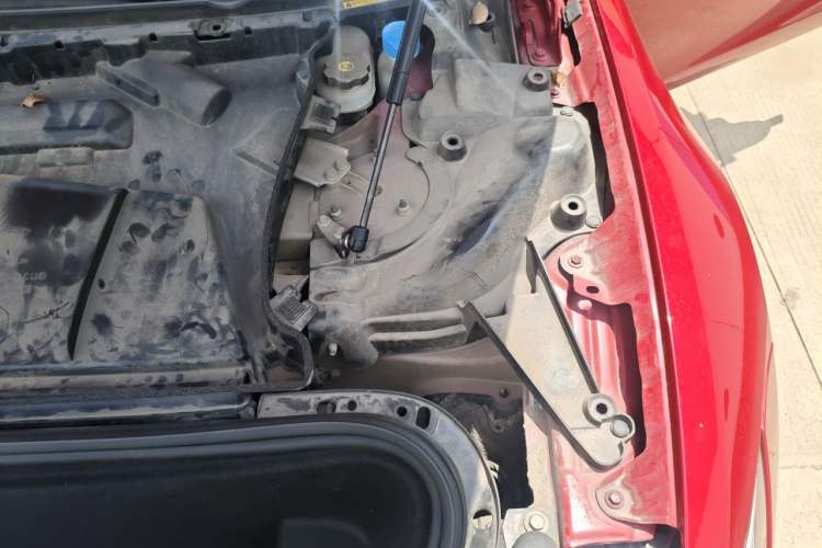 Used Tesla Model S 2017 S 75 Engine Bay Left
