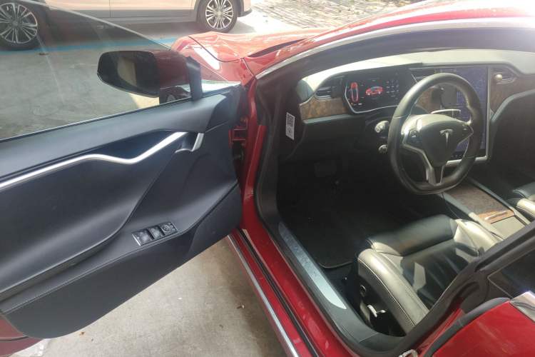 Used Tesla Model S 2017 S 75 Interior 3