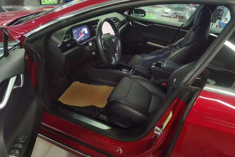 Used Tesla Model S 2017 S 75D Standard Range Edition Left Front Seat