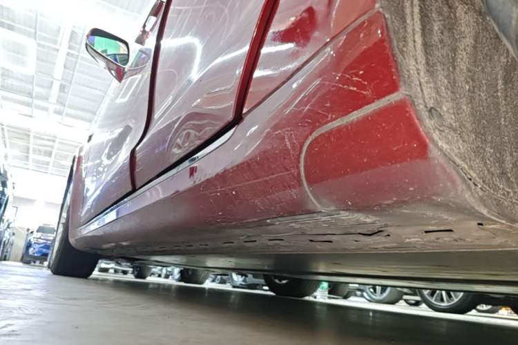 Used Tesla Model S 2017 S 75D Standard Range Edition Left Side Sill