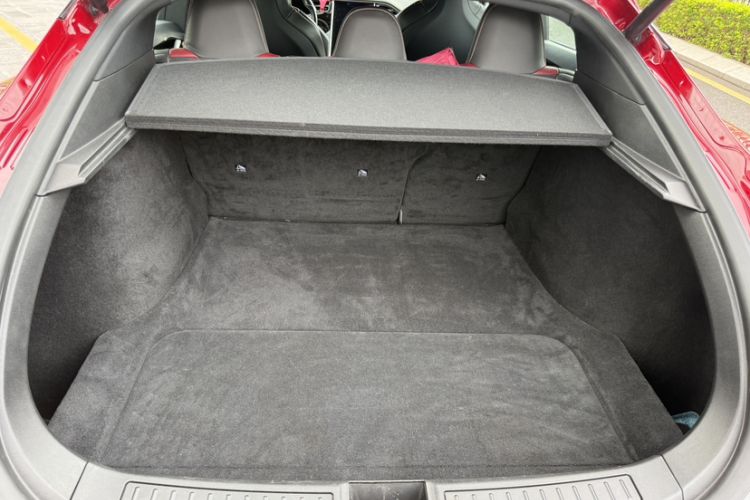 Used Tesla Model S 2017 S 75D Standard Range Edition Trunk