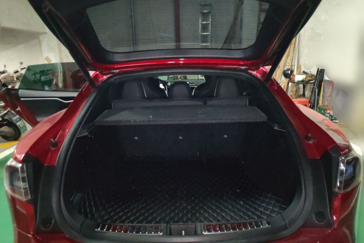Used Tesla Model S 2017 S 75D Standard Range Edition Trunk