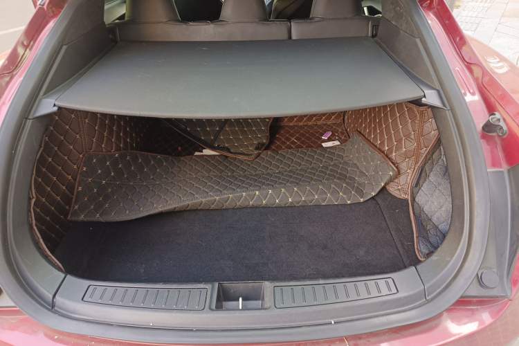 Used Tesla Model S 2017 S 75D Standard Range Edition Trunk