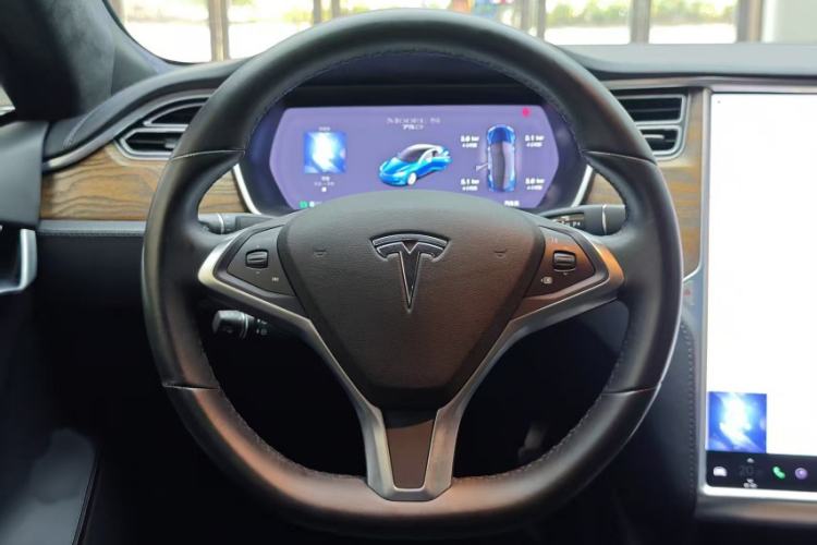 Used Tesla Model S 2017 S 75D Standard Range Edition Steering Wheel