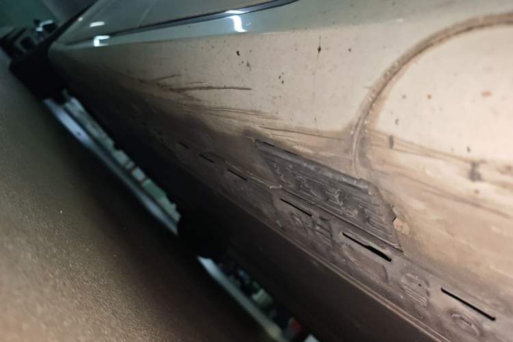 Used Tesla Model S 2017 S 75D Standard Range Edition Chassis Rear Left