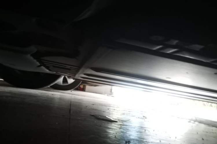 Used Tesla Model S 2017 S 75D Standard Range Edition Chassis Rear Right