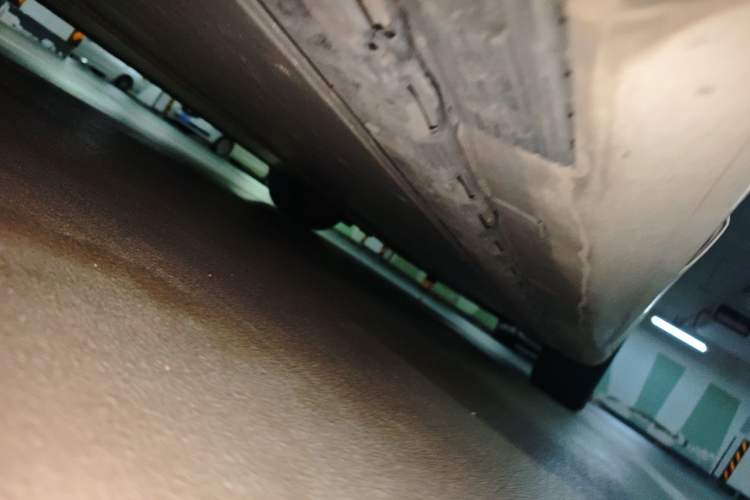 Used Tesla Model S 2017 S 75D Standard Range Edition Chassis Rear Right