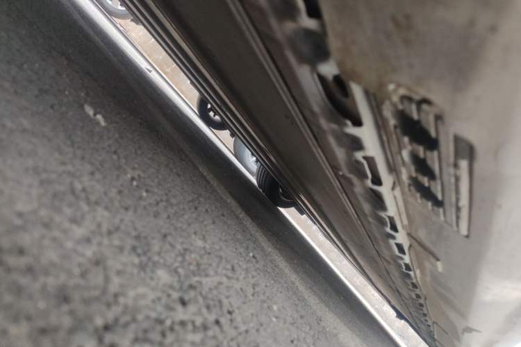 Used Tesla Model S 2017 S 75 Chassis Rear Right