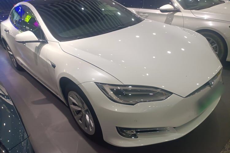 Used Tesla Model S 2017 S 75D Standard Range Edition Front Right 45 Deg