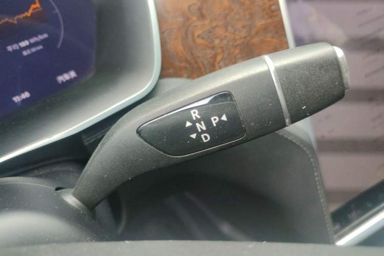 Used Tesla Model S 2017 S 75 Gear Lever