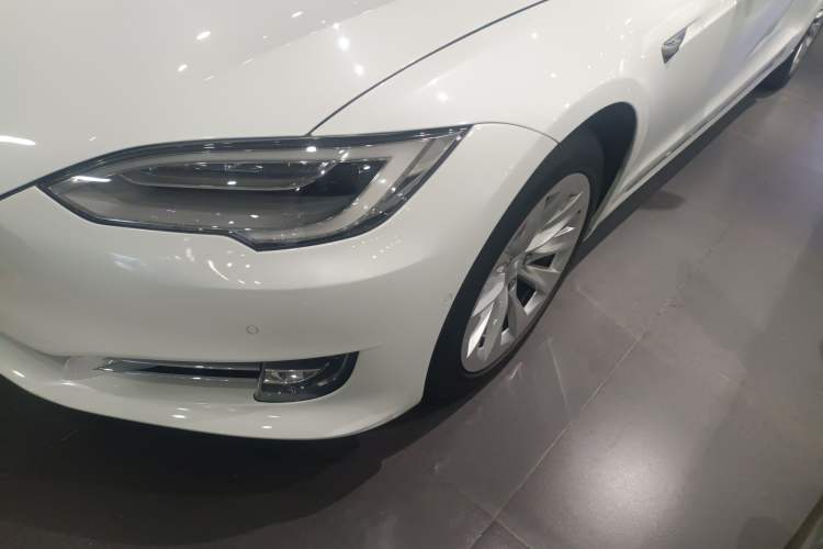 Used Tesla Model S 2017 S 75D Standard Range Edition Left Front Headlight
