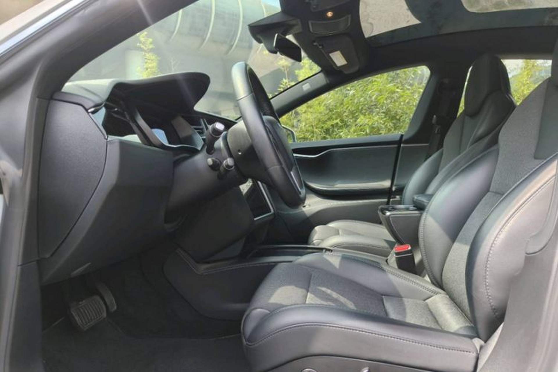 Used Tesla Model S 2017 S 75D Standard Range Edition Left Front Seat