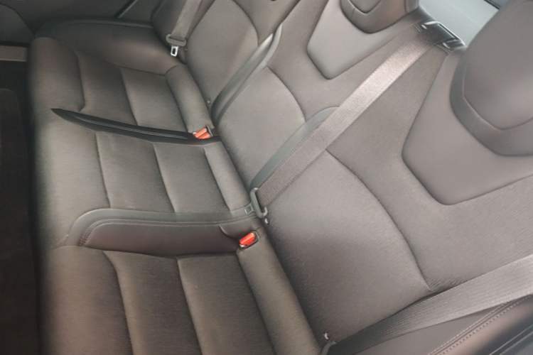 Used Tesla Model S 2017 S 75D Standard Range Edition Left Rear Seat