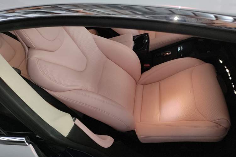 Used Tesla Model S 2017 S 75D Standard Range Edition Right Front Seat