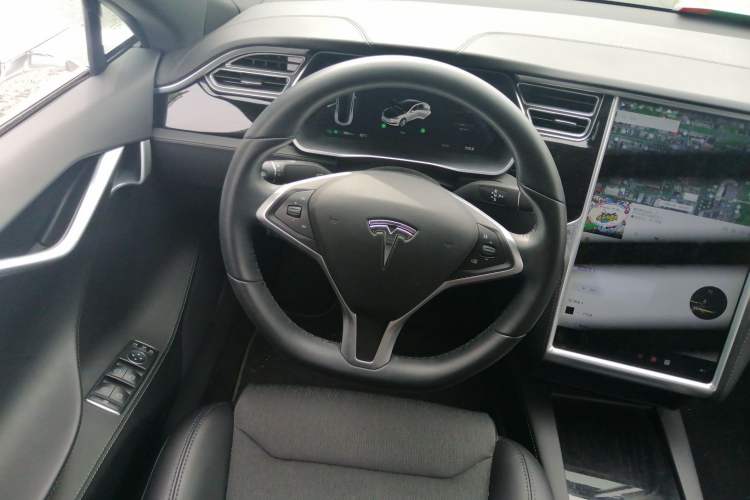 Used Tesla Model S 2017 S 75D Standard Range Edition Steering Wheel