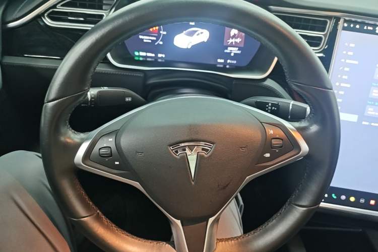 Used Tesla Model S 2017 S 75D Standard Range Edition Steering Wheel