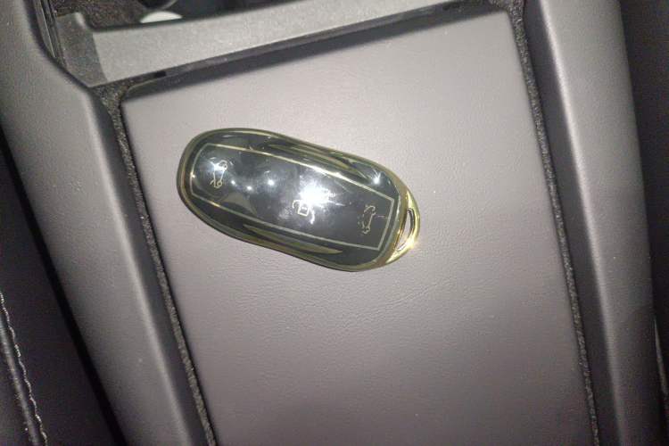 Used Tesla Model S 2017 S 75D Standard Range Edition Vehicle Key