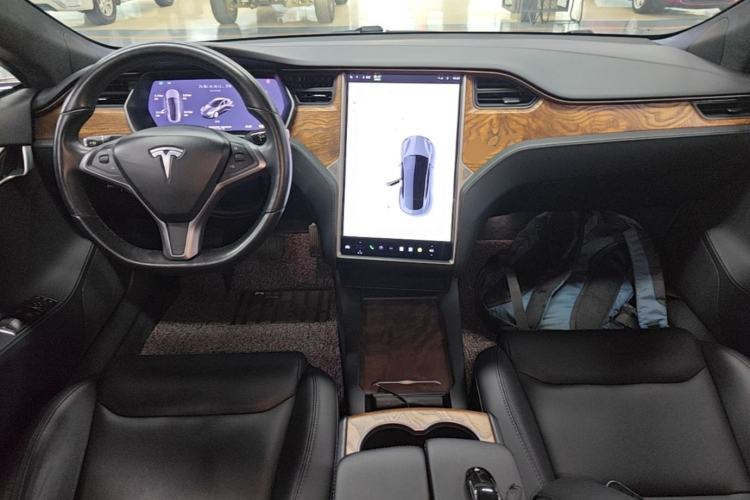 Used Tesla Model S 2019 Long-Range Version Center Console