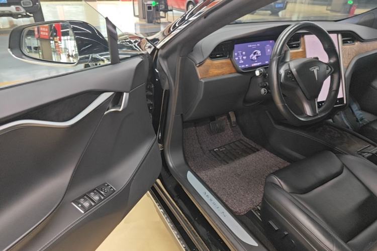 Used Tesla Model S 2019 Long-Range Version Driver Seat