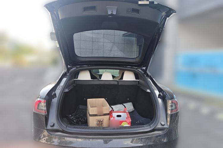 Used Tesla Model S 2019 Performance High-Performance Edition Trunk