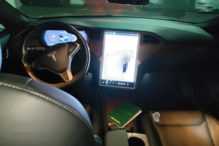 Used Tesla Model S 2019 Long-Range Version Center Console