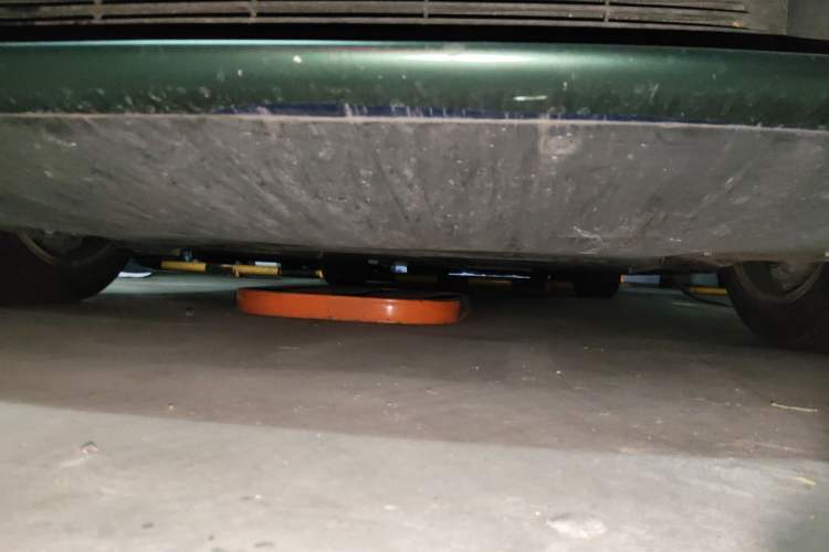 Used Tesla Model S 2019 Long-Range Version Chassis Front