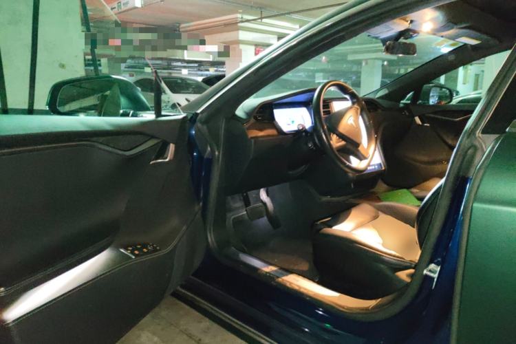 Used Tesla Model S 2019 Long-Range Version Driver Seat