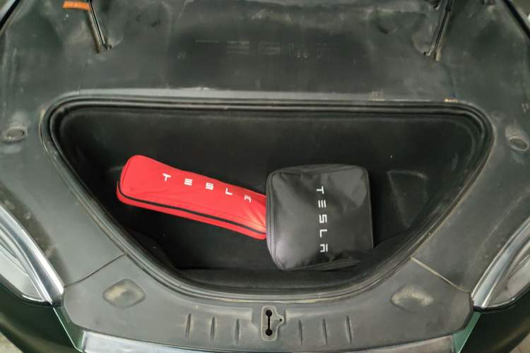 Used Tesla Model S 2019 Long-Range Version Engine Bay