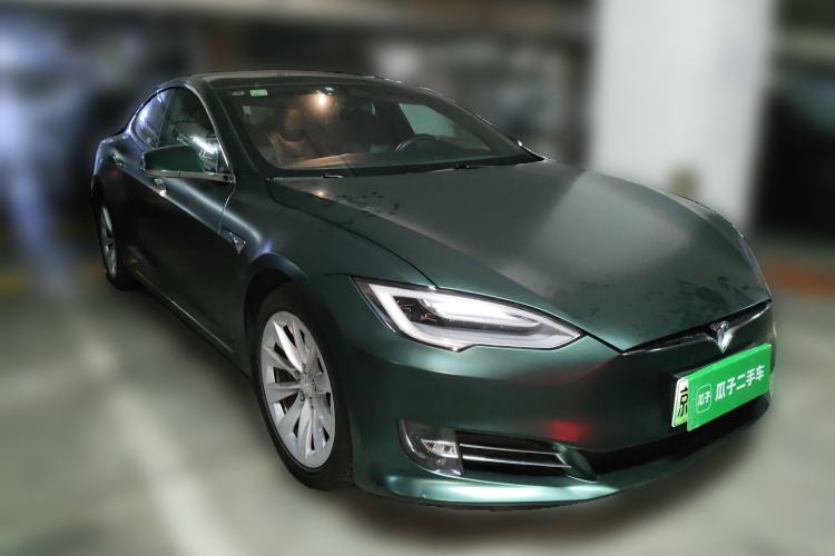 Used Tesla Model S 2019 Long-Range Version Front Right 45 Deg
