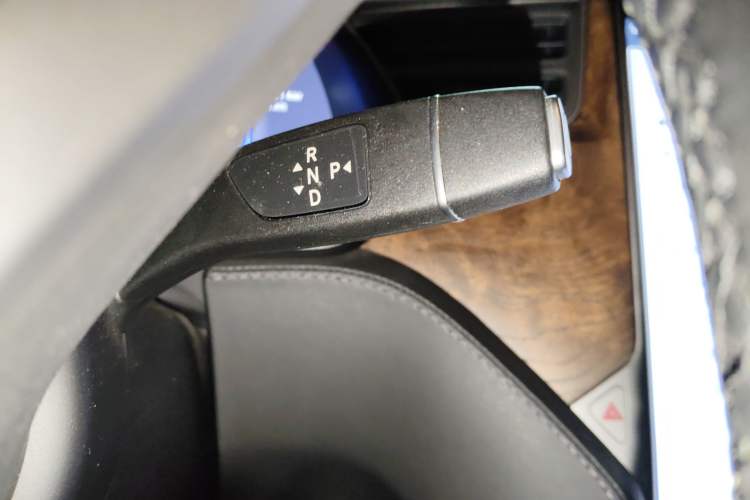 Used Tesla Model S 2019 Long-Range Version Gear Lever